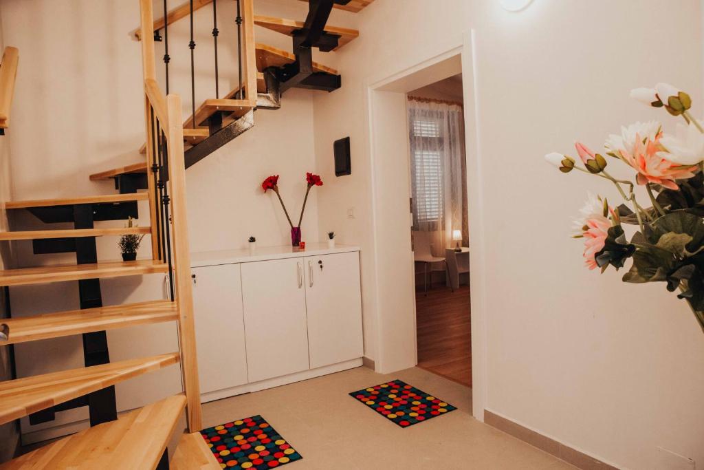 Fotografija u galeriji objekta Shkodra apartment with amazing view in the city center u gradu Skadar