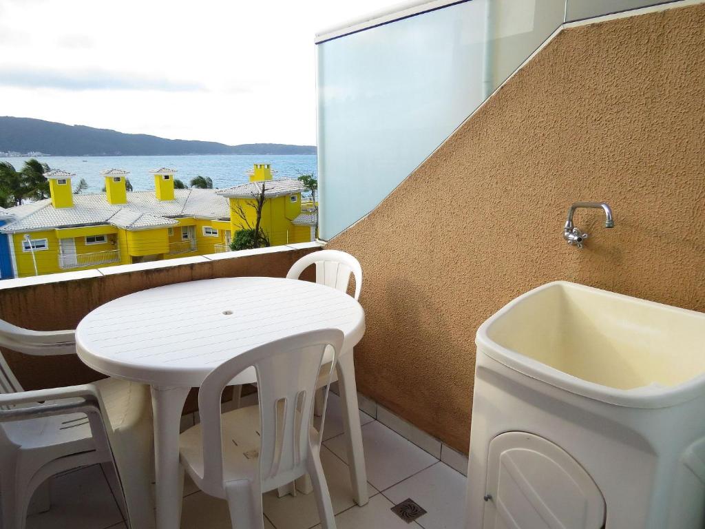  Residencial Camila na quadra do mar em Bombinhas
