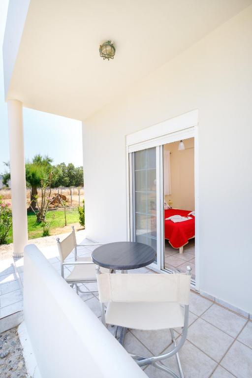 Zefyros Apartments and House - 19