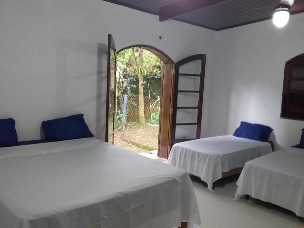  Suites próximo ao rio Jaguareguava em Bertioga