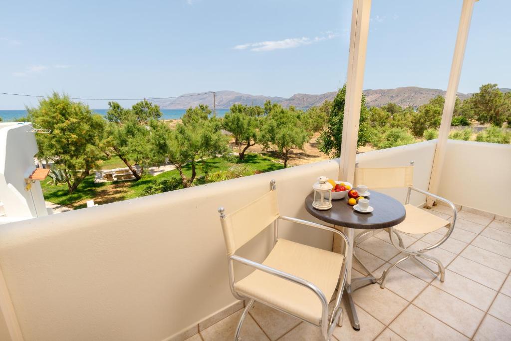 Zefyros Apartments and House - 5