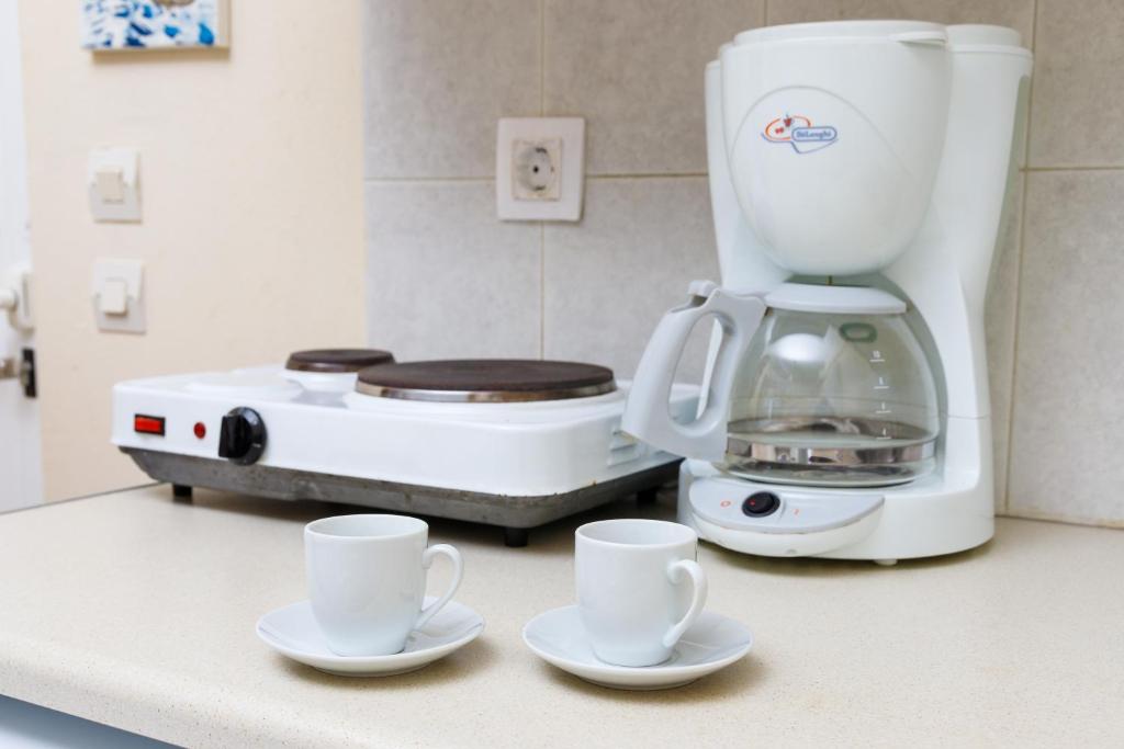 Zefyros Apartments and House - 9