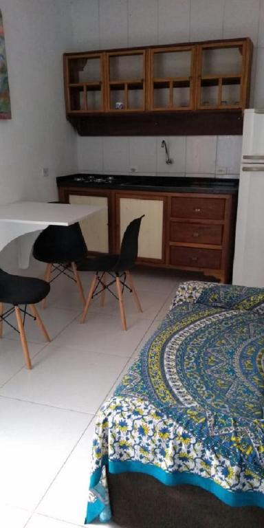 Η κουζίνα ή μικρή κουζίνα στο Chalé, refúgio Ananda, Ubatuba