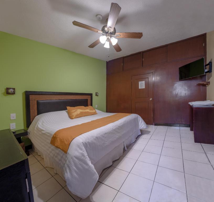 Casa Shalom Puebla - Superior Double Room