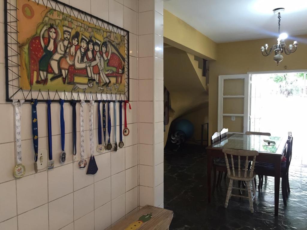  Casa ampla com ar condicionado e churrasqueira