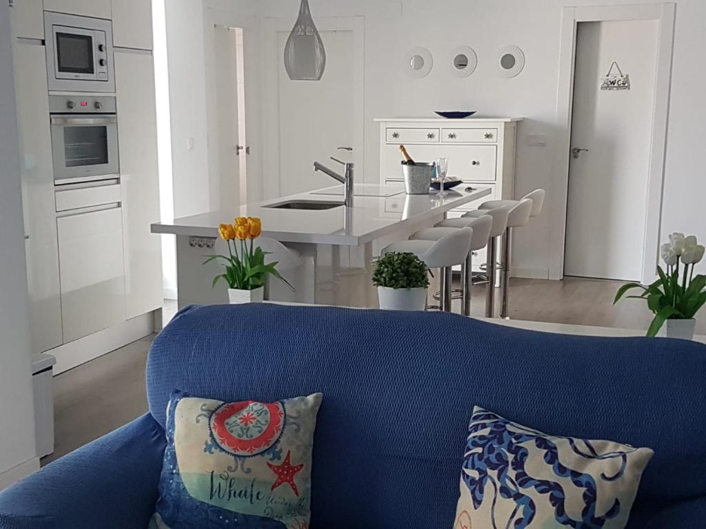 Ático de lujo 90m de terraza y jacuzzi privado en Cabria ...