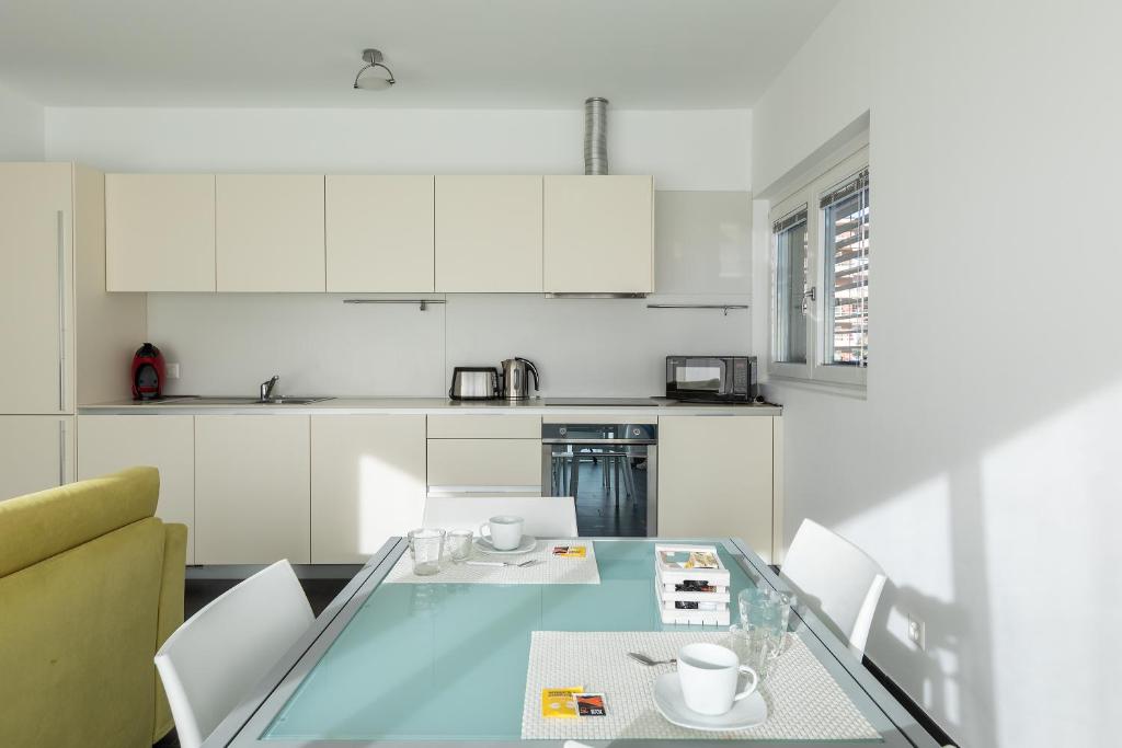 Roggia Apartments by Quokka 360 - central flats with parking space - Apartment With Terrace