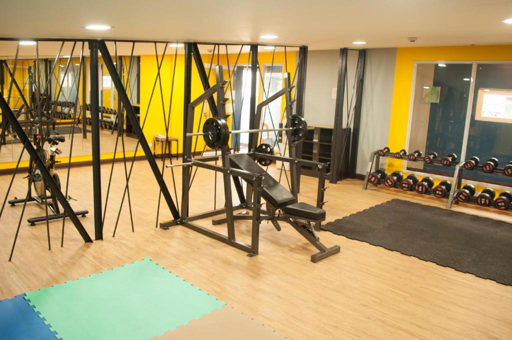 Fitness centrum a/nebo fitness zařízení v ubytování Studio 89 Katipunan QC