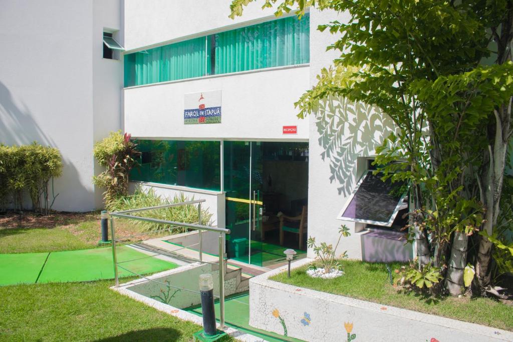 Farol de Itapuã Praia Hotel
