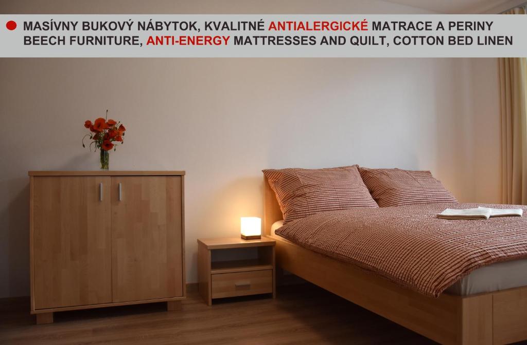 A bed or beds in a room at ELEMIR