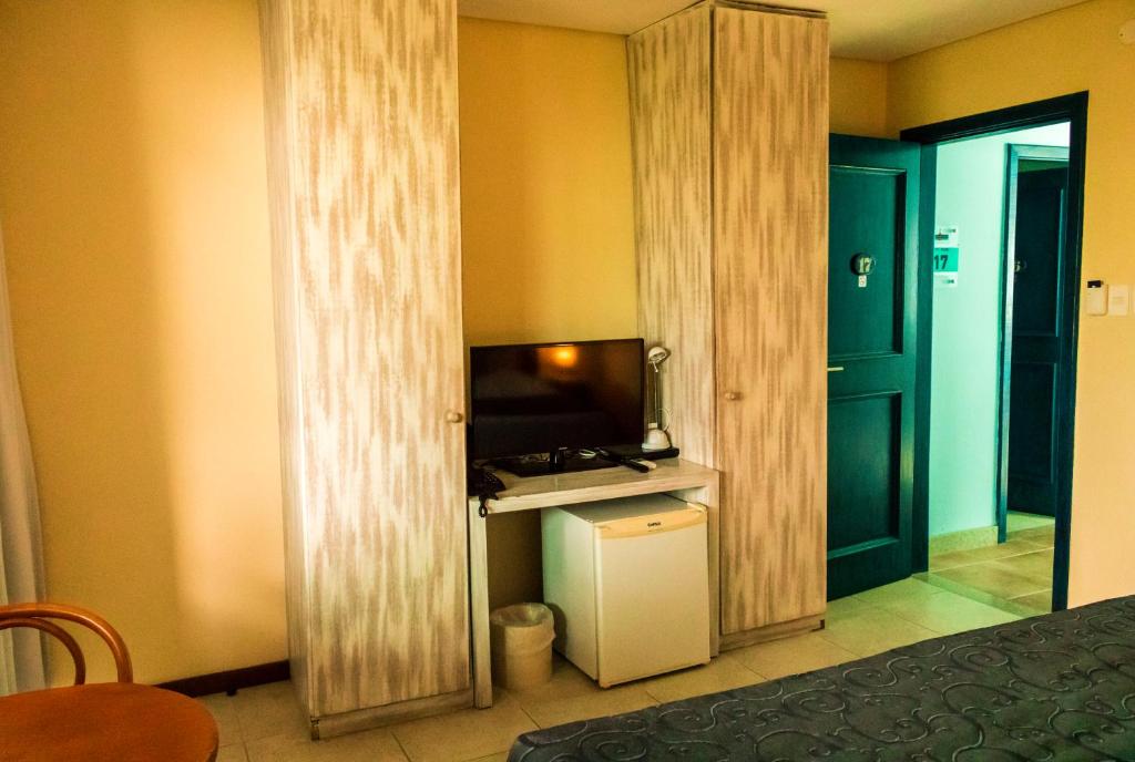  Farol de Itapuã Praia Hotel