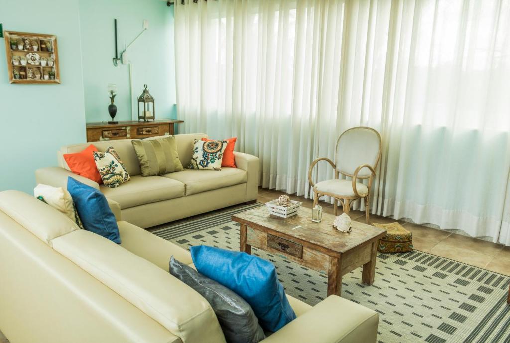  Farol de Itapuã Praia Hotel