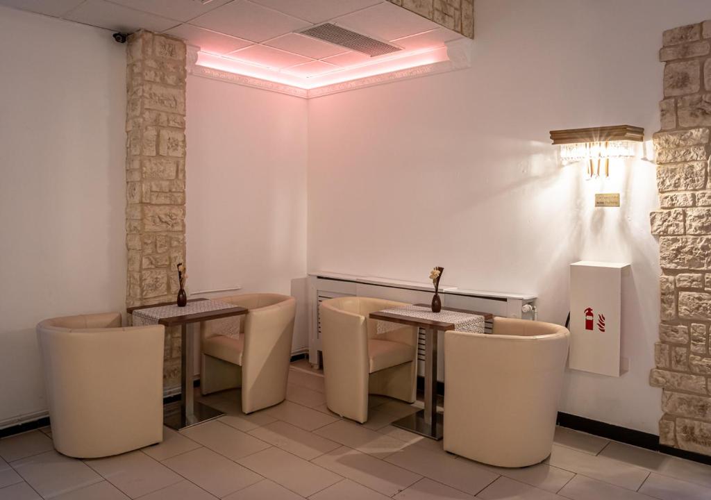 Hotel Bouzid - Laatzen - Resim 28