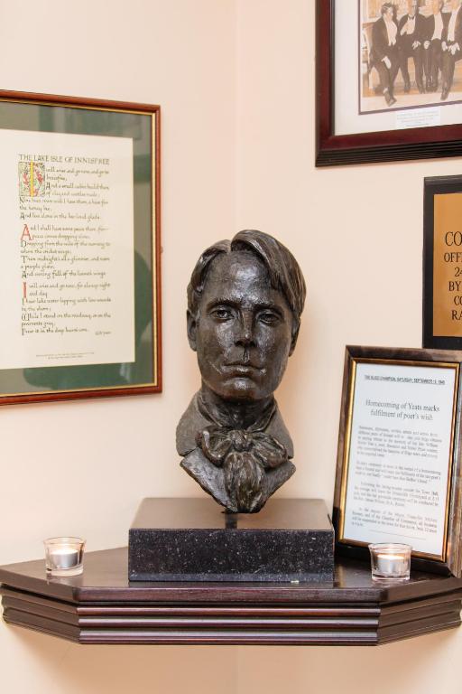 Fotografie z fotogalerie ubytování The Yeats County Inn Hotel v destinaci Tobercurry