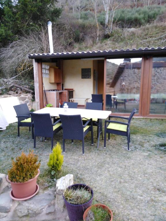 Vonkajšia záhrada v ubytovaní El Rincon De Zaldierna