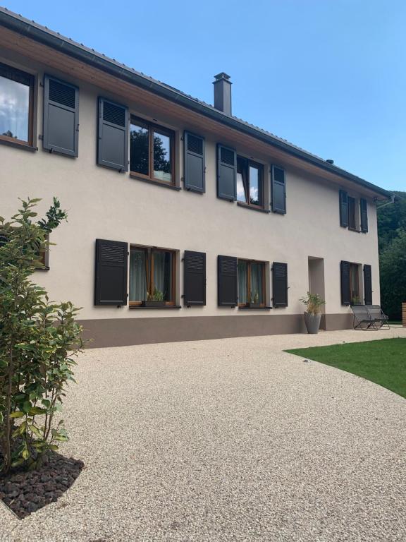 Les Hirondelles – photo 18