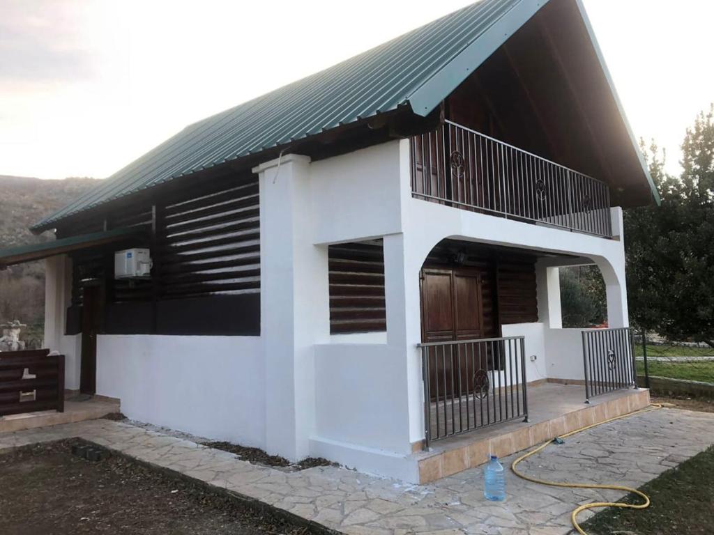 Holiday Home Skadar Lake - отзывы и видео