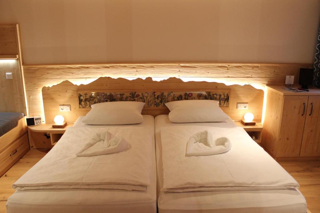 Pension Gerstenbrand - Double Room With Balcony