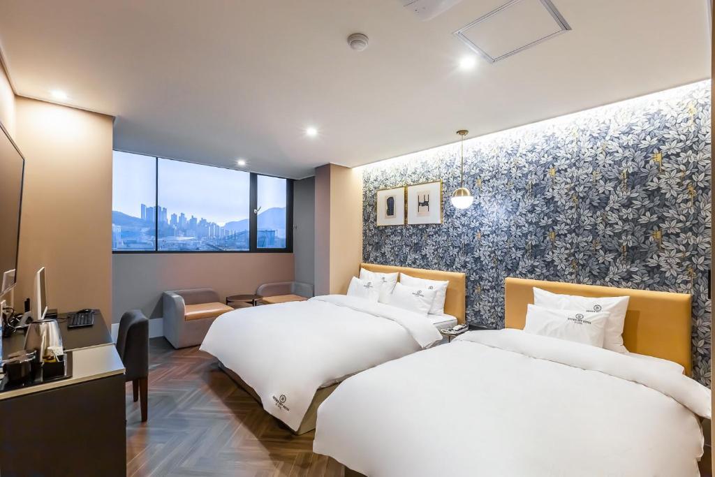 Browndot Hotel Sasang Renecite - 