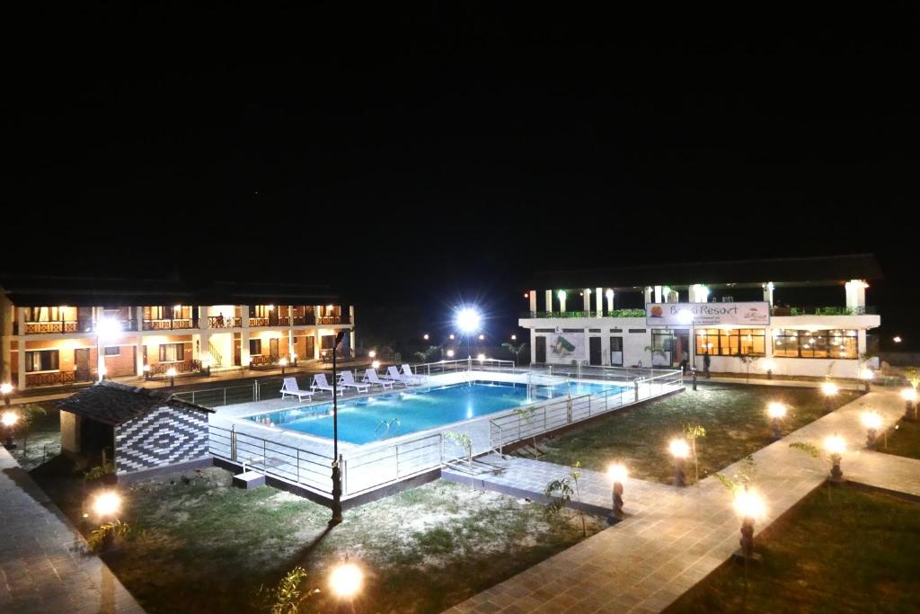 Babai Resort Pvt Ltd - Salle Double Ou Jumelle Supérieure Avec Vue De La Piscine