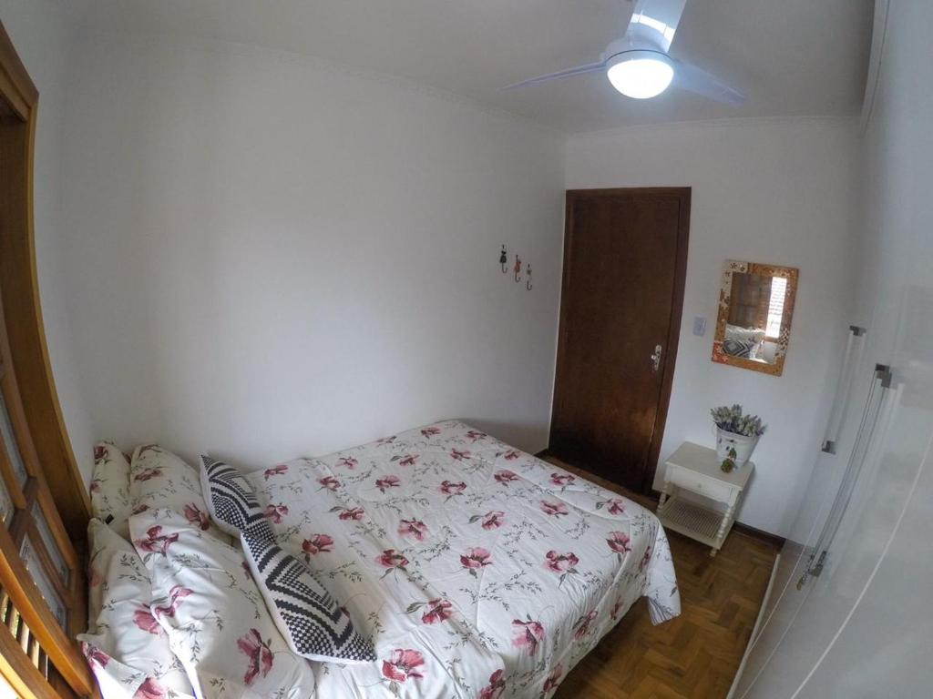  Corona Hostel