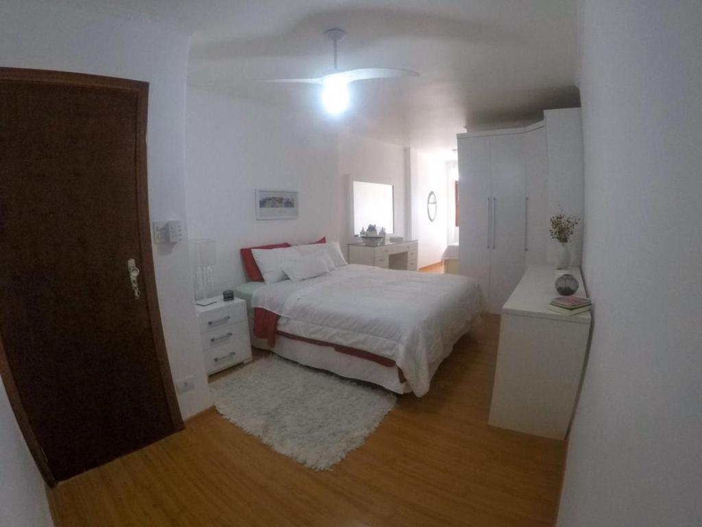  Corona Hostel