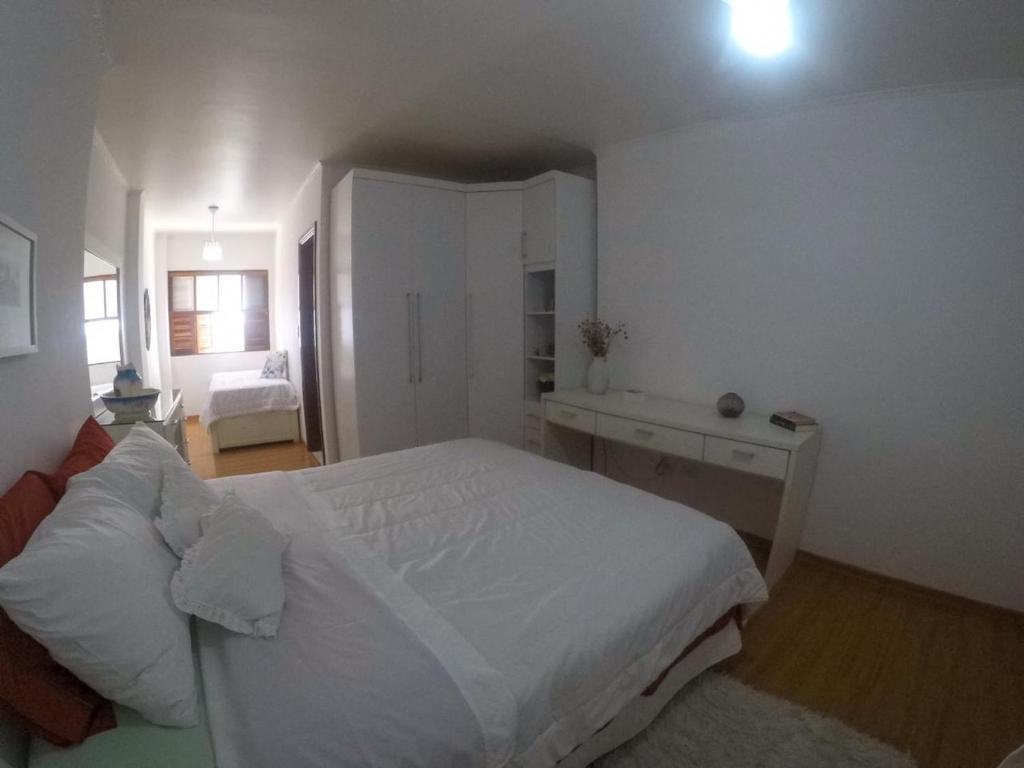 Postel nebo postele na pokoji v ubytování Corona Hostel