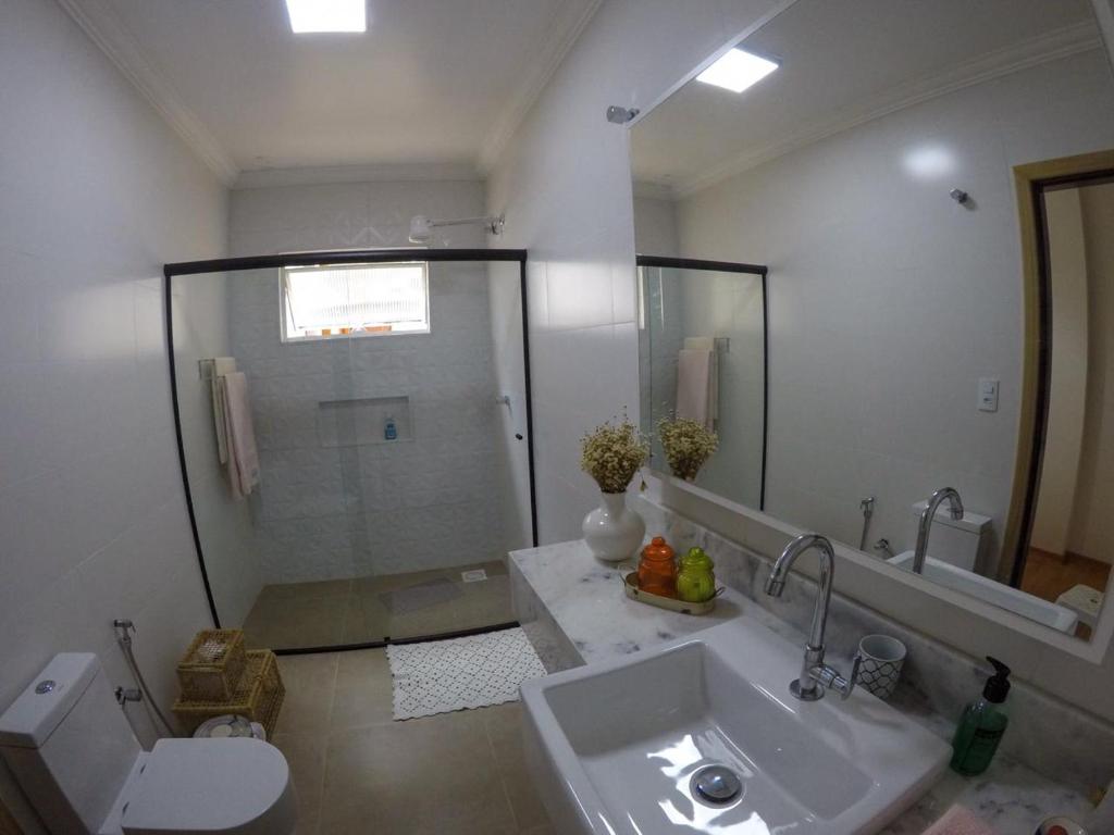 Koupelna v ubytování Corona Hostel