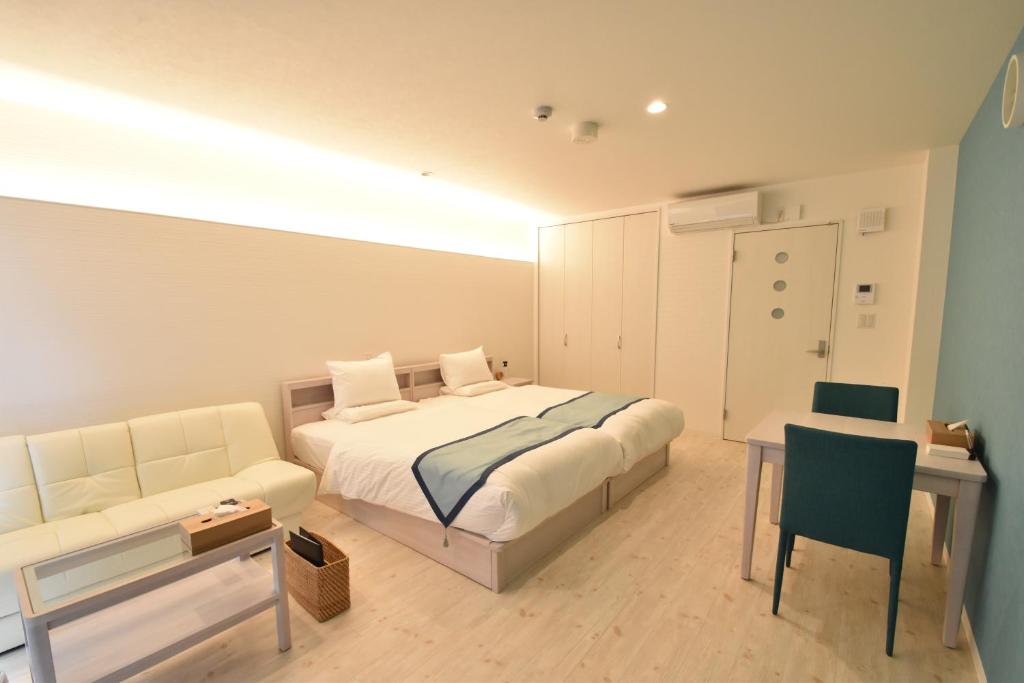 Zdjęcie z galerii obiektu Pine Hills Hotel Miyakojima w mieście Miyako-jima