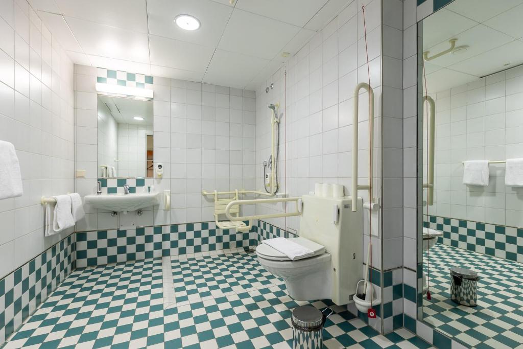 Koupelna v ubytování Hotel Fränkische Schweiz-Pegnitz