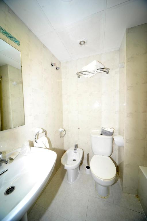 Hostal Vall DAneu by Arcas & Sambola, Esterri dÀneu ...