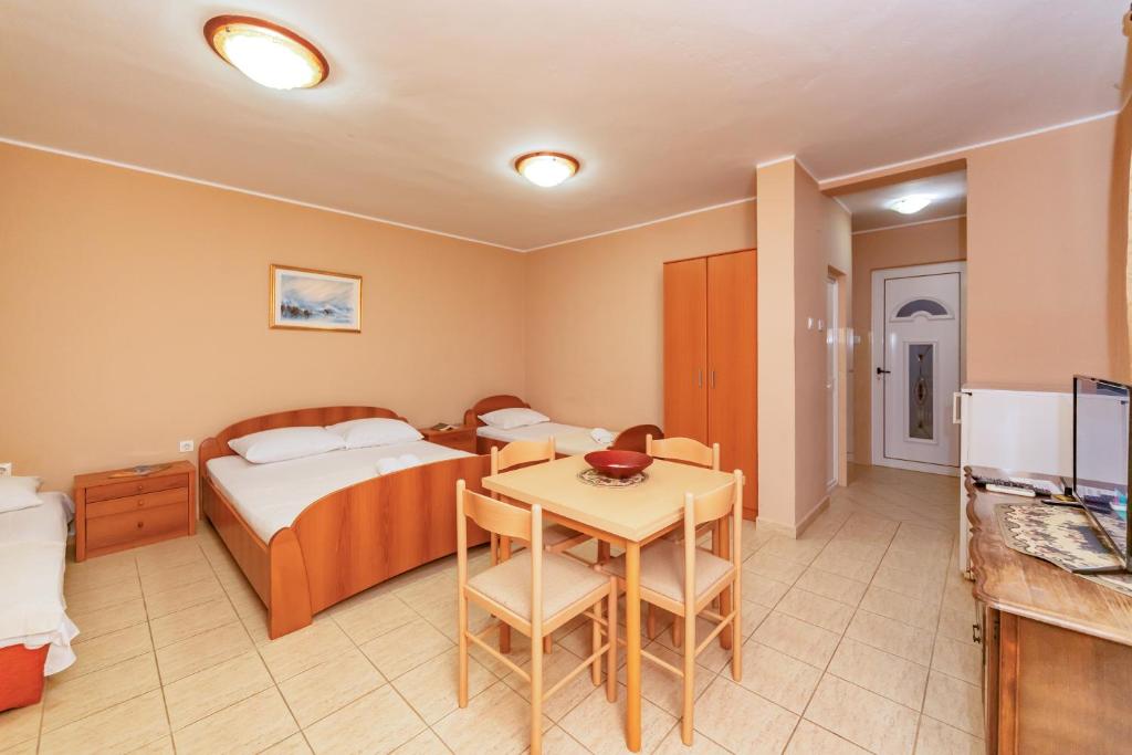 Villa Glavanovic - Studio (4 Erwachsene)
