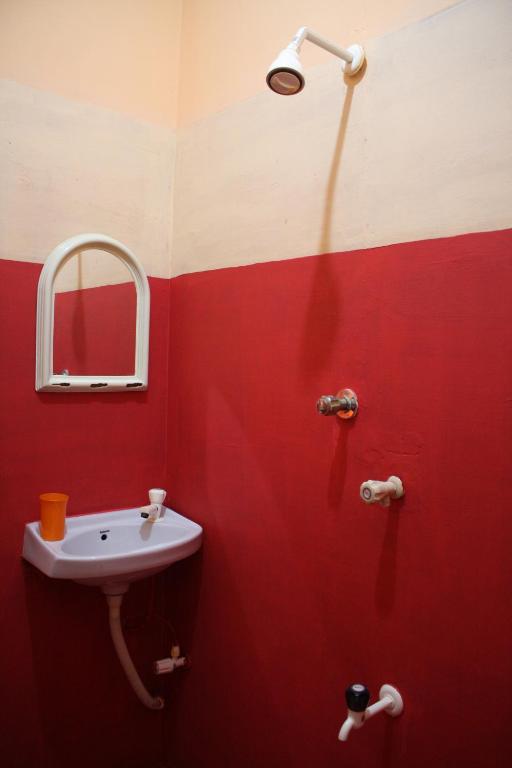Bagno di Sukriti beach Resort