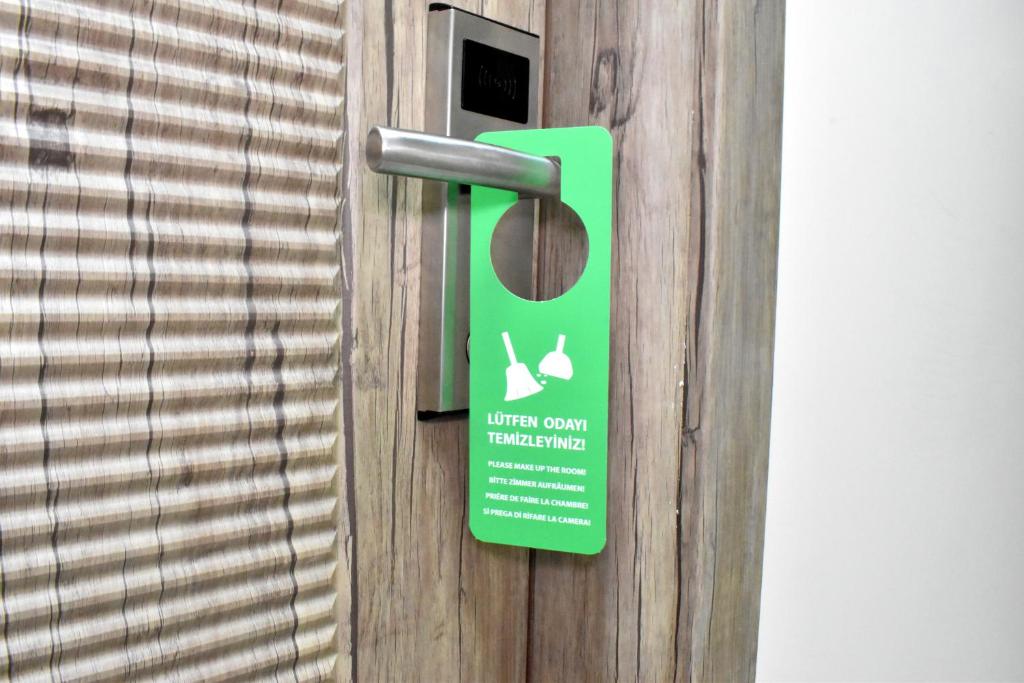Certifikát, hodnocení, plakát nebo jiný dokument vystavený v ubytování Dem İstanbul Airport Hotel