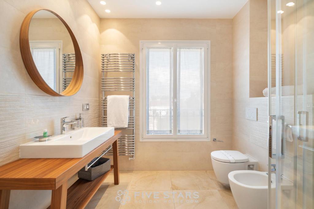 Ванная комната в Villa Artemys - Five Stars Holiday House