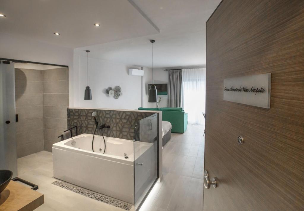 Fotografie z fotogalerie ubytování Ermou Monastiraki View Acropolis w Jacuzzi v Aténách