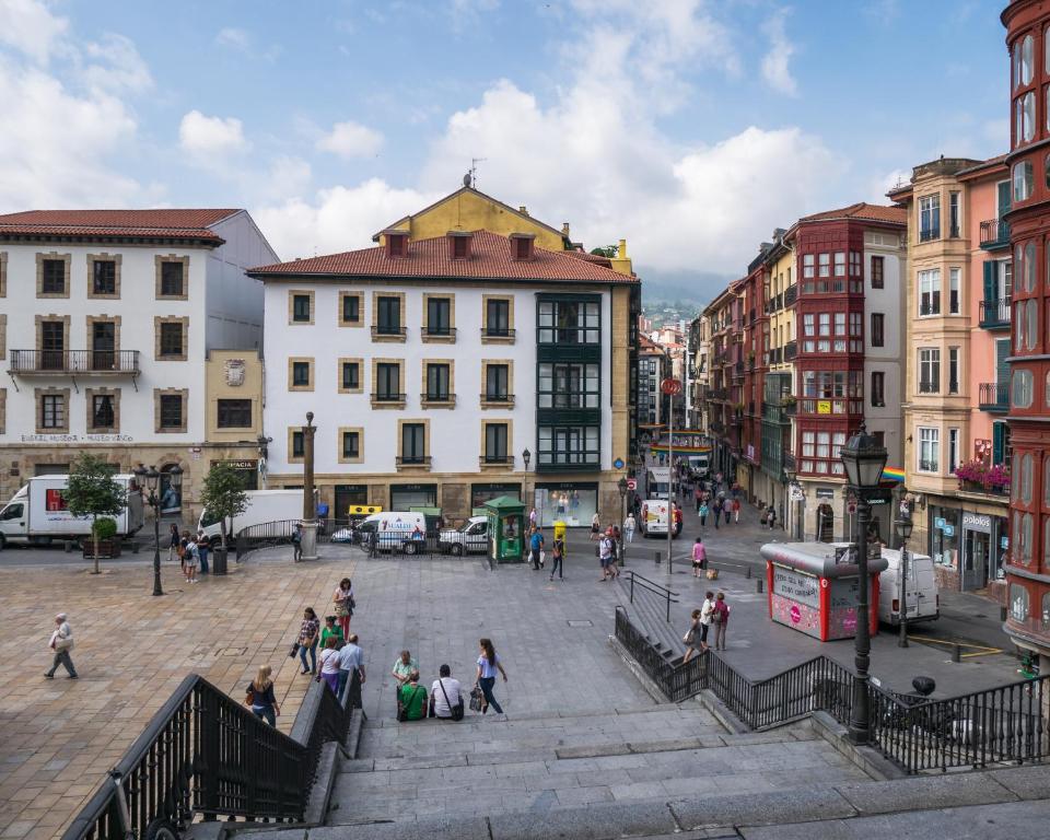 Nespecifikovaný výhled na destinaci Bilbao nebo výhled na město při pohledu z apartmánu