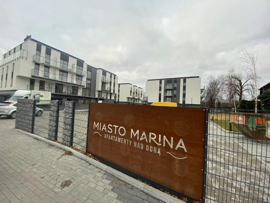 Certifikát, ocenenie alebo iný dokument vystavený v ubytovaní Apartament Wrocław Marina nad Odrą 29