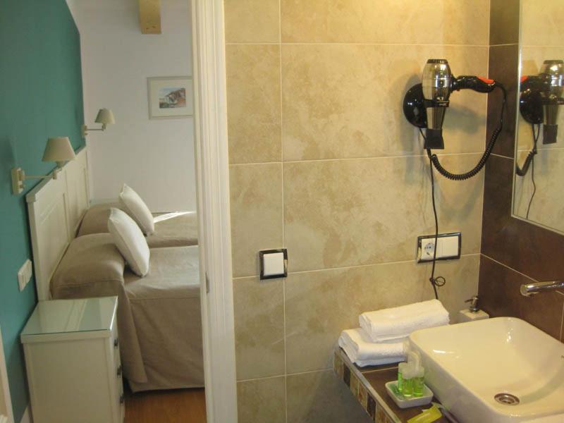 Hostal Tabanqueta - 9