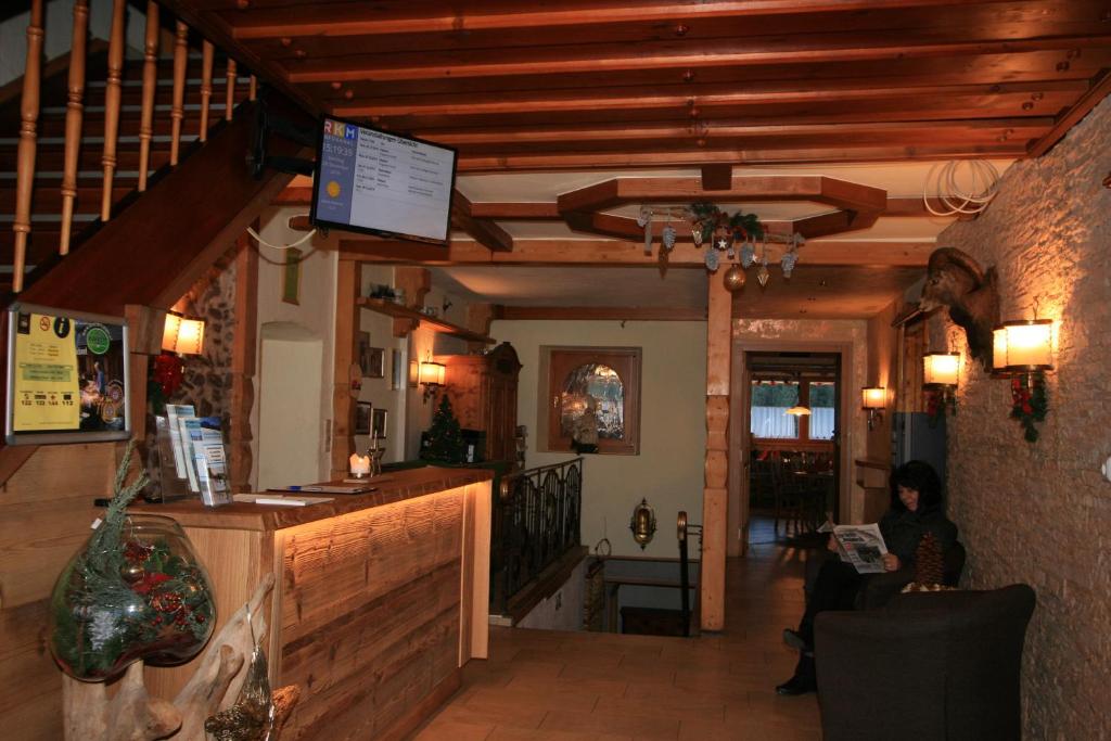 TV a/nebo společenská místnost v ubytování Hotel Stadlwirt