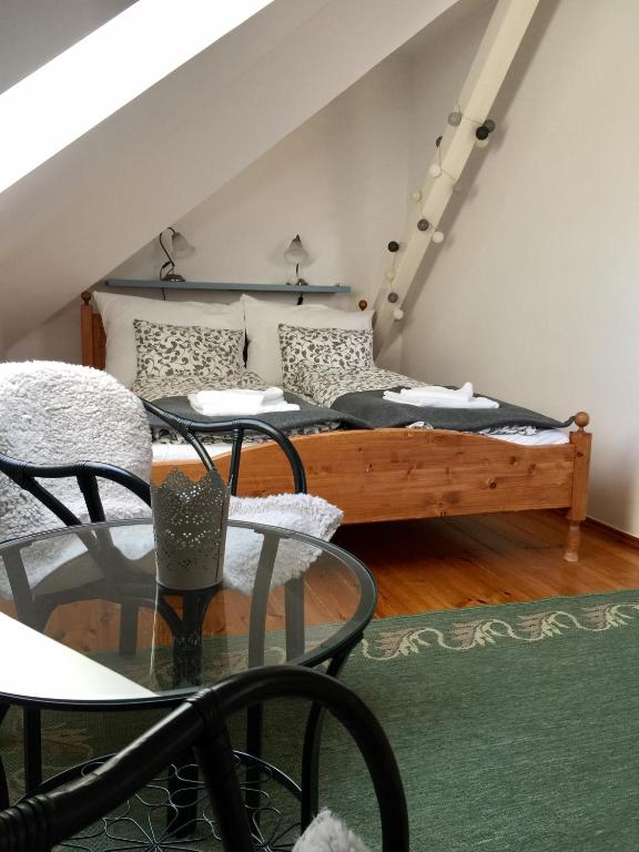 Ámbitus-ház - Two-Bedroom Apartment