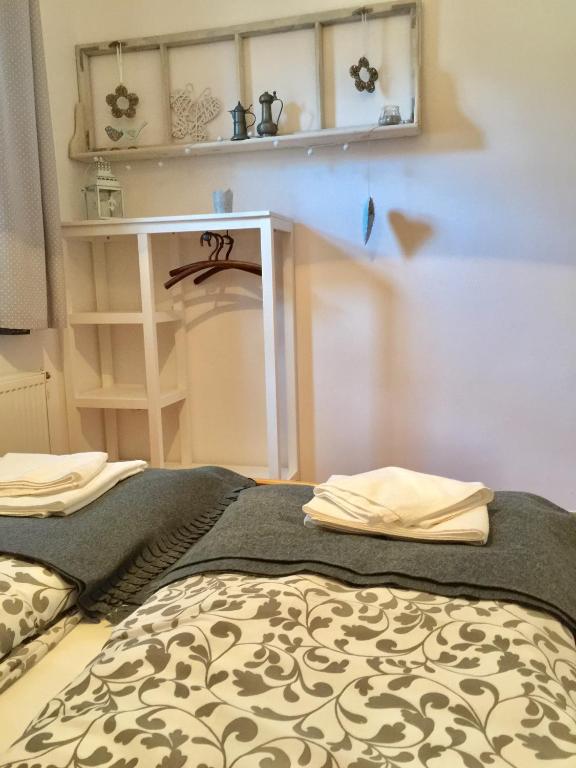 Ámbitus-ház - Three-Bedroom Apartment