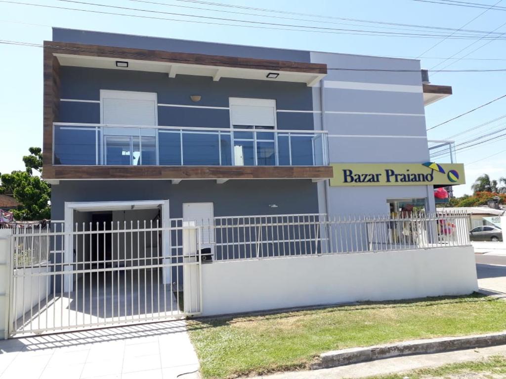 Apto. 03 Quartos à 500m da Praia  Apto. 03 Quartos à 500m da Praia