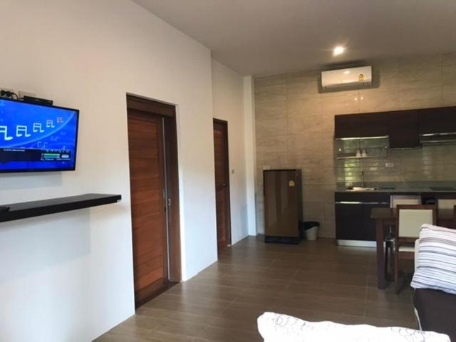 Kuchyň nebo kuchyňský kout v ubytování Green Villa