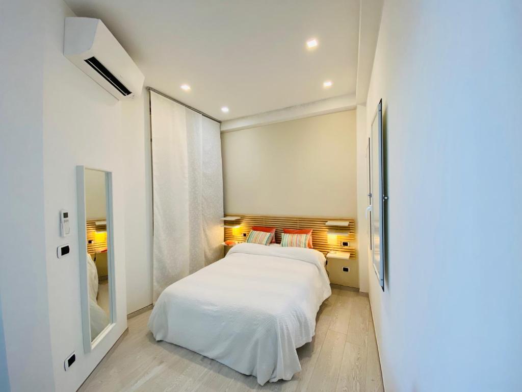 A bed or beds in a room at Al castello