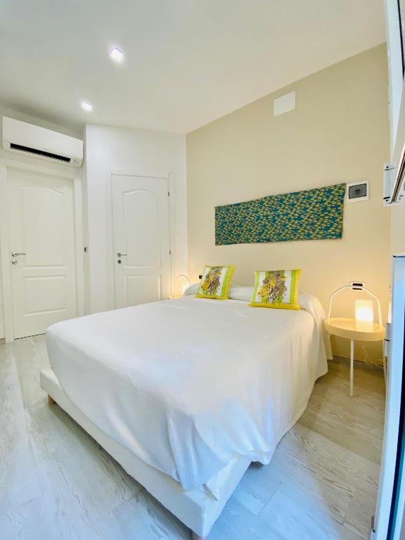 A bed or beds in a room at Al castello