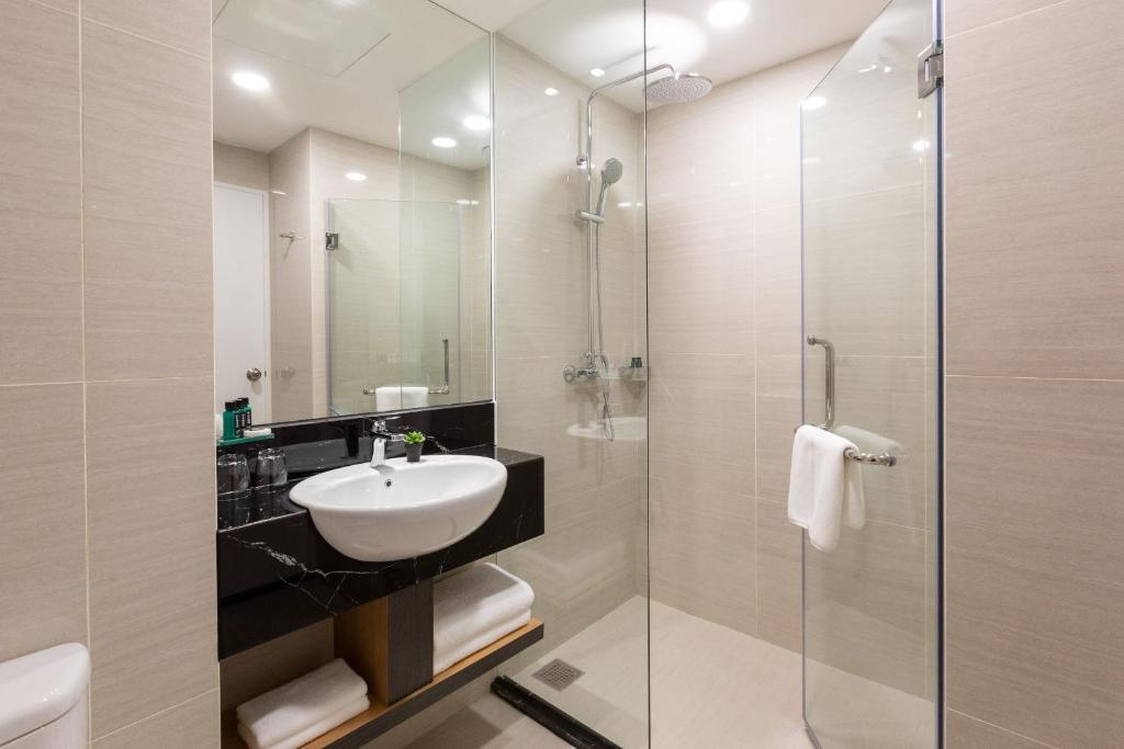 Koupelna v ubytování Hotel 7 Suria