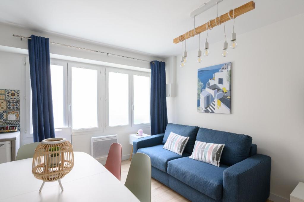 Villa Poncelet - Two-Bedroom Apartment