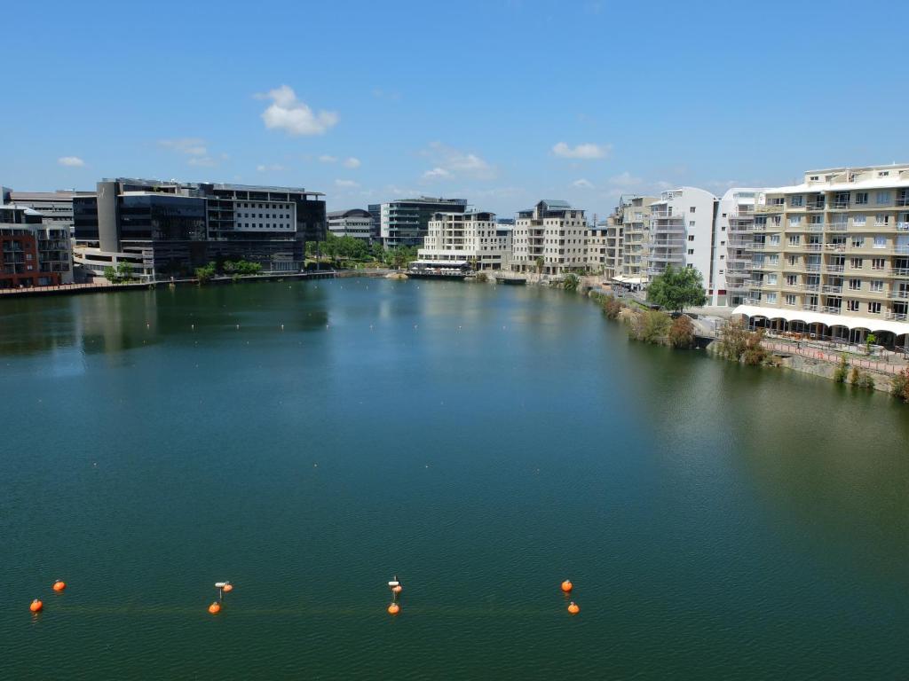 Luxury Apartment Tyger Waterfront, Cape Town (updated prices 2024)