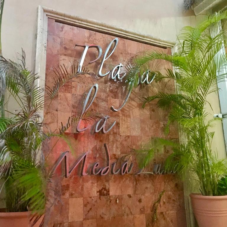 Foto da galeria de Hotel Playa La Media Luna em Isla Mujeres